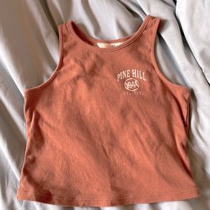 Brown tank top with print got to small